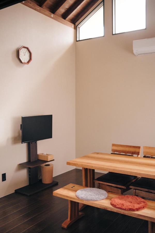 感謝の宿　うふやー Nakijin Exterior foto